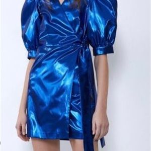 Puff Sleeve Tie Shift Dress